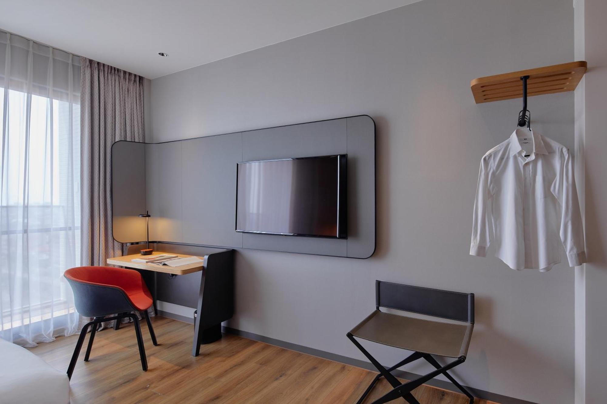 Holiday Inn Express Chiayi By Ihg Eksteriør billede